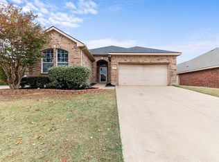601 Kerry St, Crowley, TX 76036