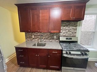 28-20 47th St #1R, Astoria, NY 11103