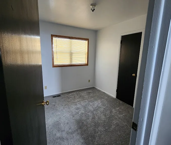 328 Mount Columbia Dr — Photo 9
