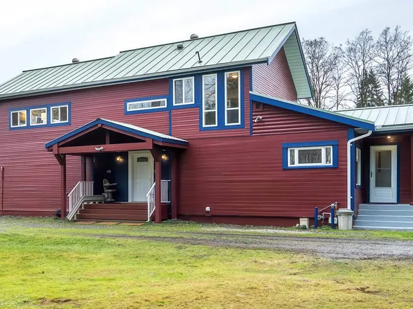 3011 184th St, Surrey, BC V3Z 9V2