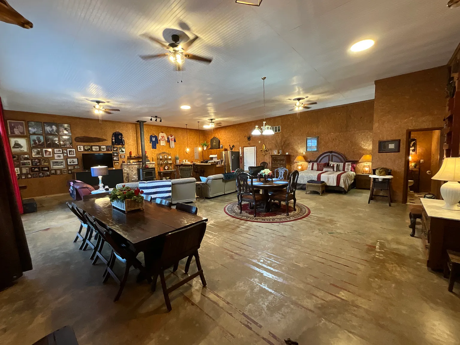 2 bed, 1.5 bath, 2000 sqft, $3,500 — Photo 2