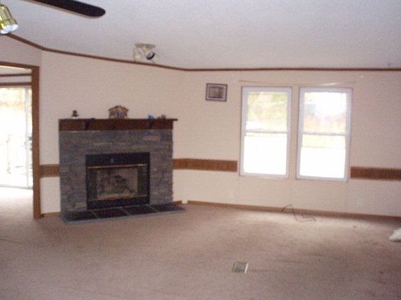 2nd image of 500 Bonanza Dr
