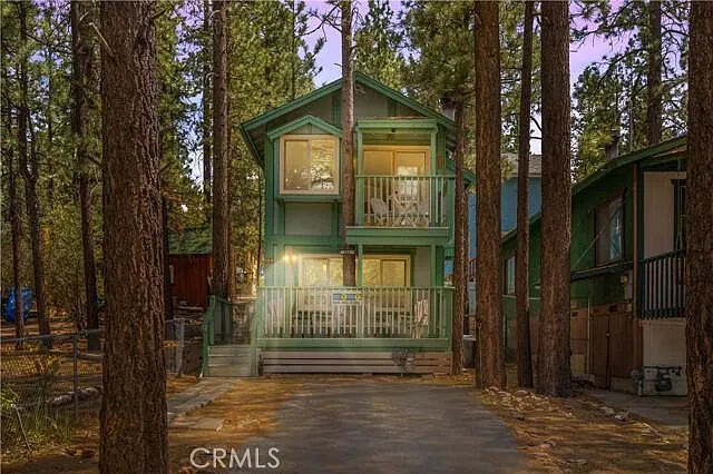 2 bed, 1058 sqft, $1,900 — Photo 2