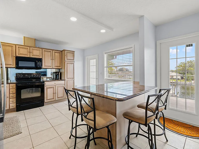 23 Royal Palm Point #A — Photo 3