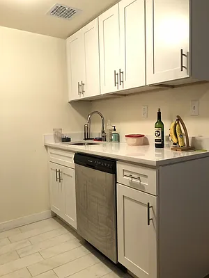 Rented by (LEGACY NOT ACTIVE) DiGiulio Group Real Estate, LLC | media 7