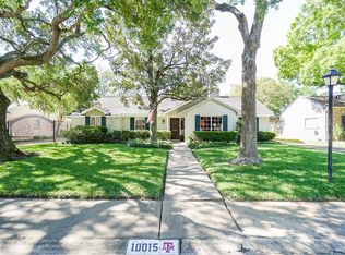 10015 Overbrook Ln, Houston, TX 77042