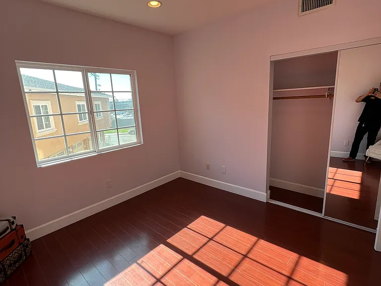 7056 Fulton St #9 — Photo 11