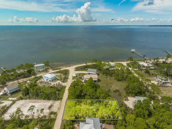 331 Nedley St, Eastpoint, FL 32328