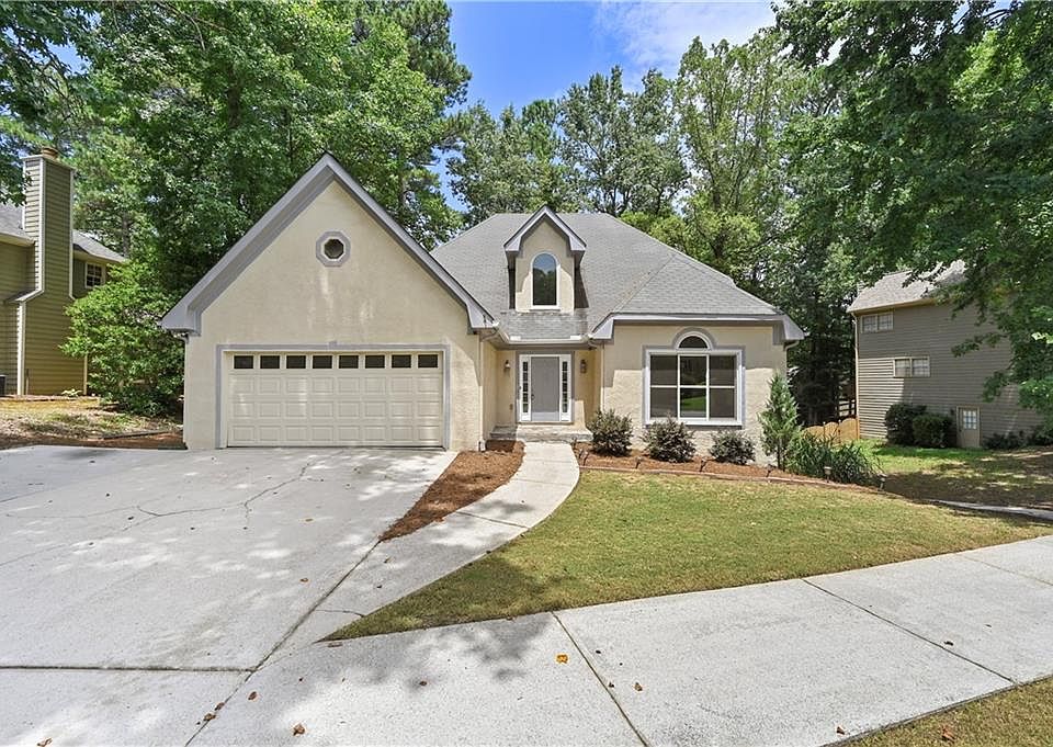 1st image of 480 Shyrewood Dr