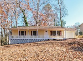 2915 Winchester Dr, Cumming, GA 30041