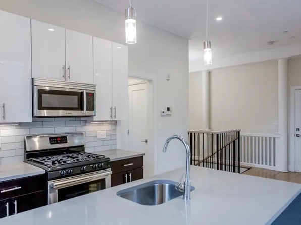 12 Newcomb St #3, Boston, MA 02118