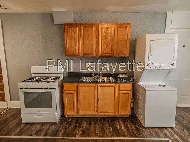 525 S 3rd St #2 — Photo 6