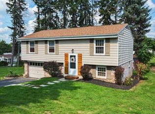 109 Newgate Dr, Monaca, PA