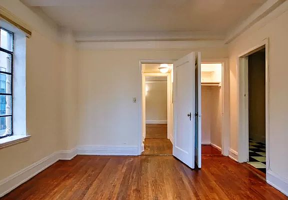 3rd image of 11 Waverly Pl APT 11C