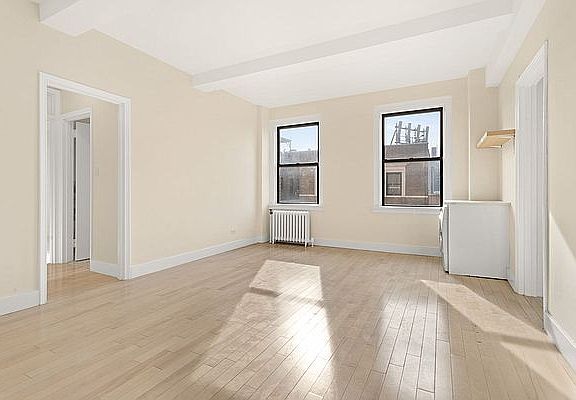3rd image of 639 W 173rd St APT 6D