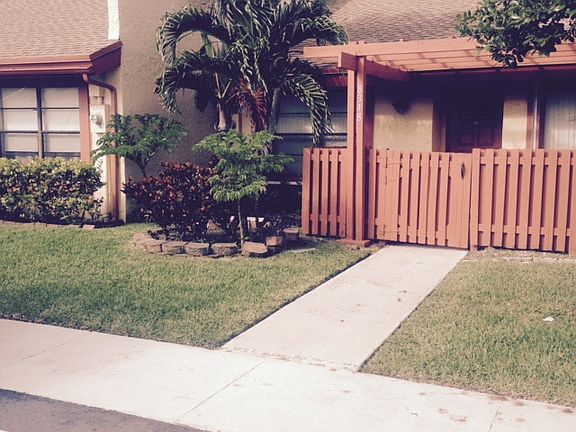 3rd image of 8348 NW 37th Pl