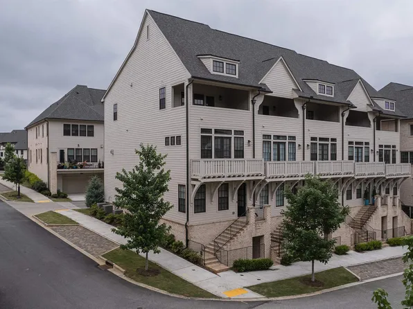 6833 Prelude Dr, Sandy Springs, GA 30328