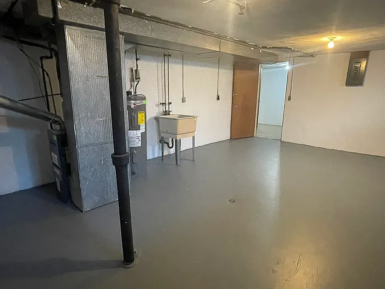North Shore Apartments — Photo 14