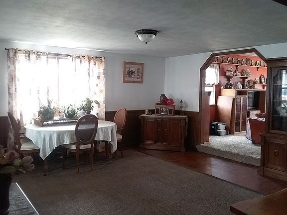 3rd image of 136 S 1st St