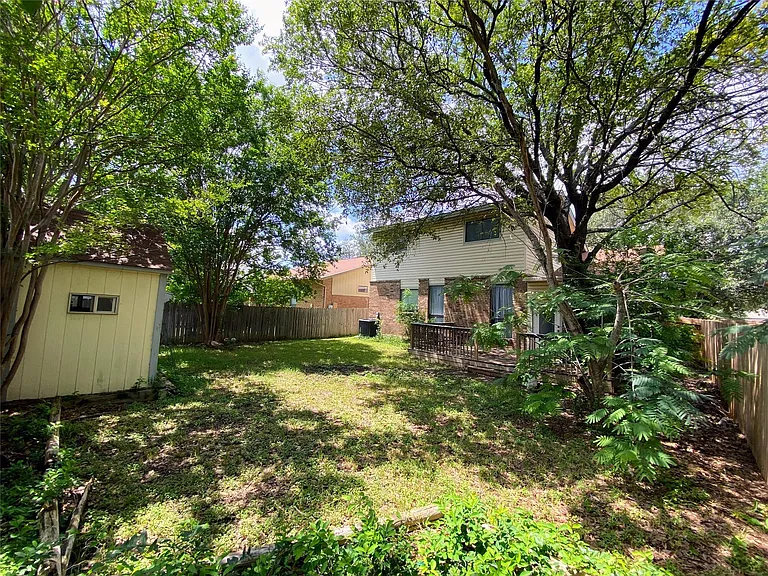 3215 Tree Grove Dr — Photo 26