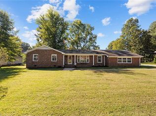3308 Elk St, Burlington, NC 27215
