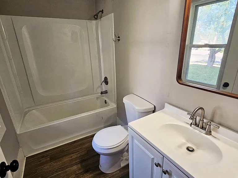 32 N Vine St #3 — Photo 6