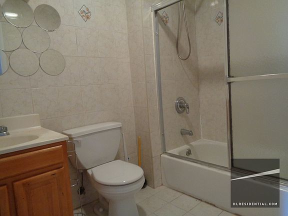 4th image of 439 5th Ave APT 2L
