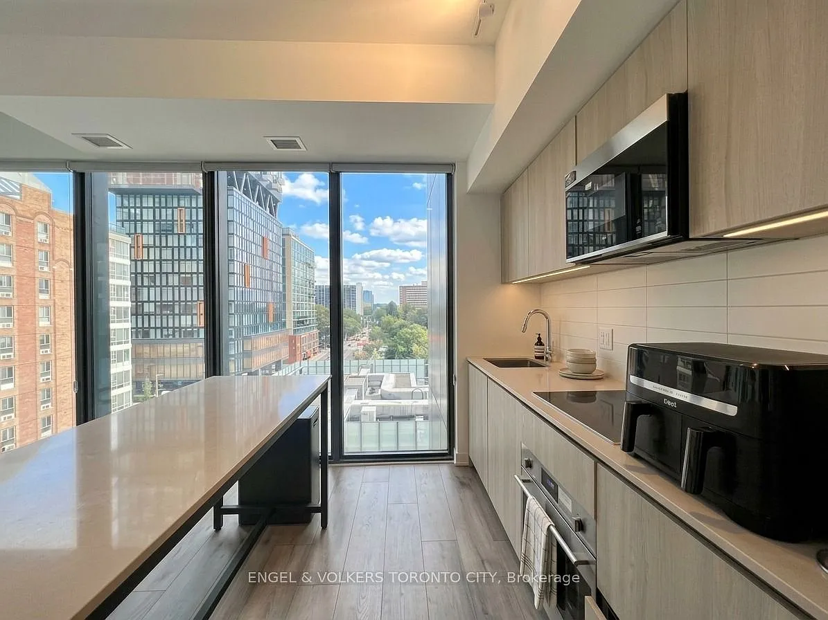 2 bed, $2,900 — Photo 2