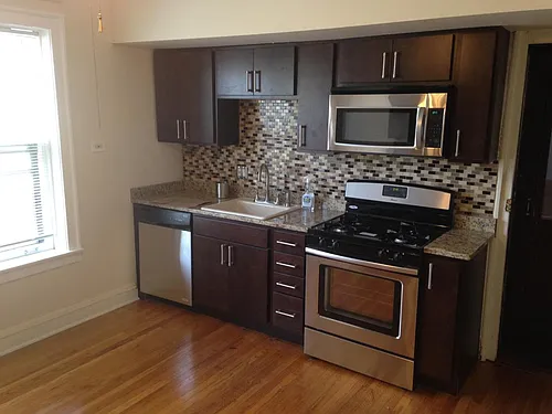 408 Ridge Ave Photo 1