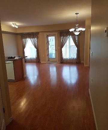 3rd image of 45 Inglewood Dr