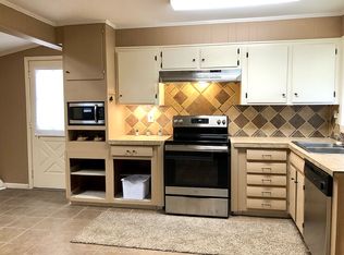 710 Union St, Gloster, MS 39638