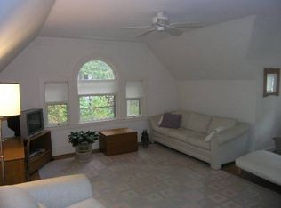 497 Chestnut St, Newton, MA 02468