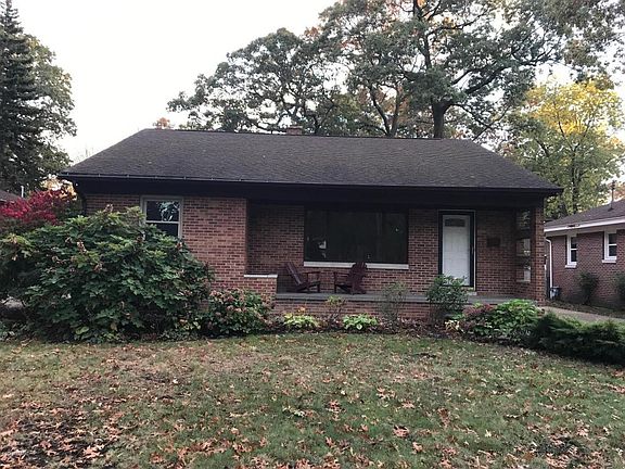 4th image of 1349 Beardsley Ave