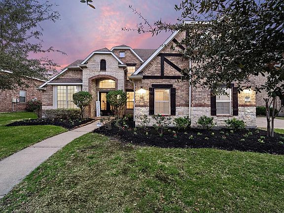 2nd image of 9607 E Pedernales River Dr