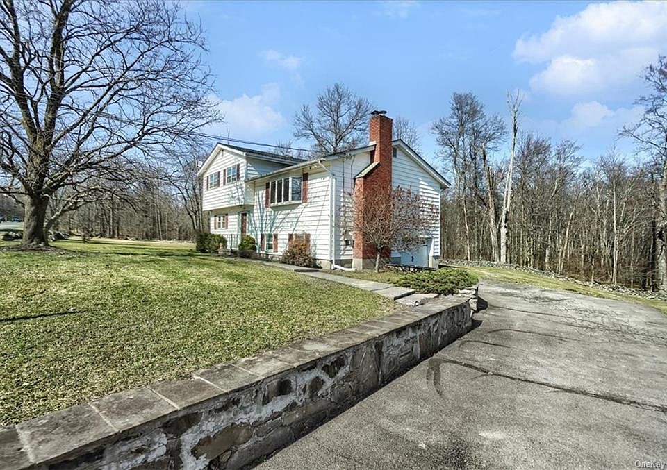 1328 Goshen Tpke, Middletown, NY 10941 MLS H6171835 Zillow