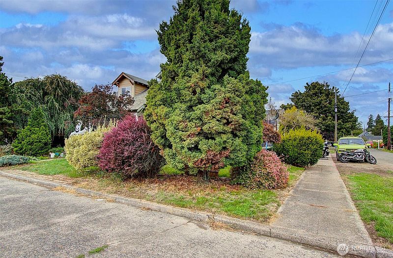 3rd image of 507 Alder Street