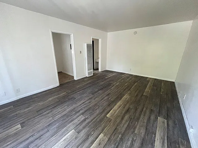 3867 Potomac Ave. — Photo 22