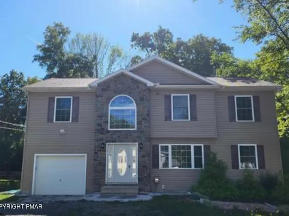 5012 Pine Ridge Rd S #14, East Stroudsburg, PA 18302