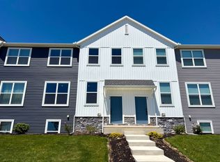 59 N Conifer Dr, Elizabethtown, PA 17022