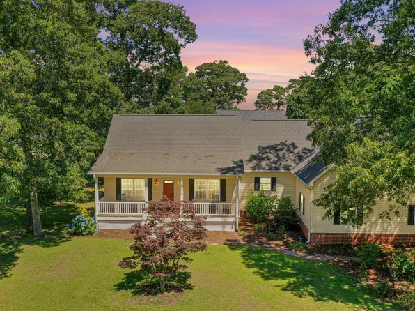 592 Arnolds Beach Road, Roper, NC 27970