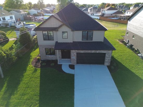 19642 S Edinburgh Ln, Frankfort, IL 60423