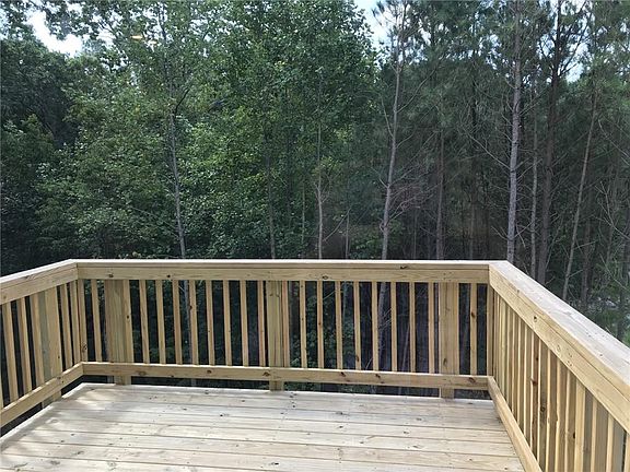 2nd image of 22 Ashwood Dr