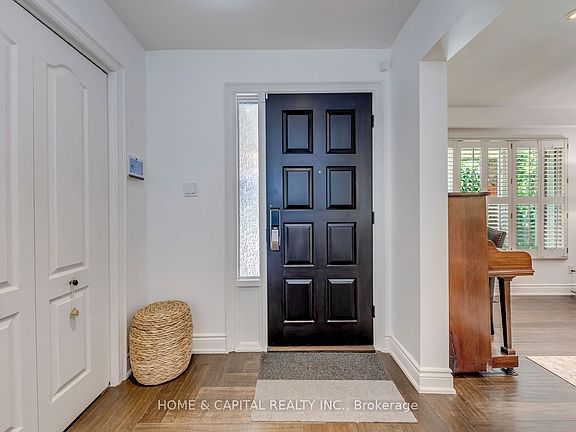 4th image of 2171 Margot St