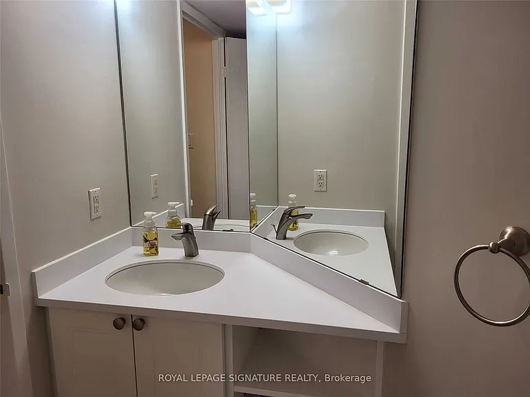 1 Hickory Tree Rd #1207 — Photo 16