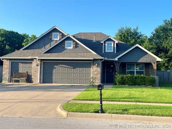 3113 W Fredericksburg St, Broken Arrow, OK 74011