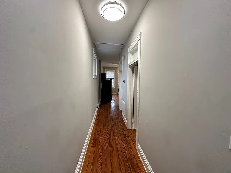 2204 W Grace St #1A — Photo 5