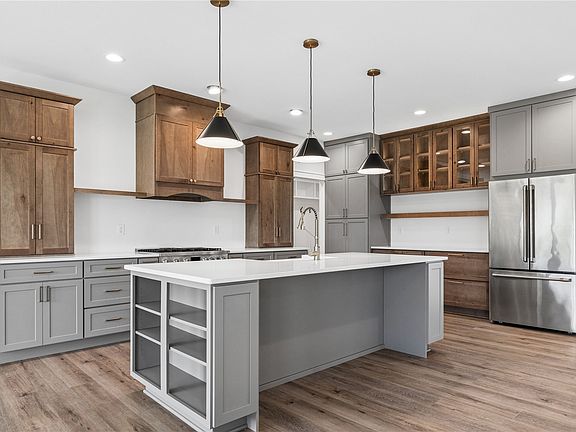 5th image of 1570 Volmert Ln NE