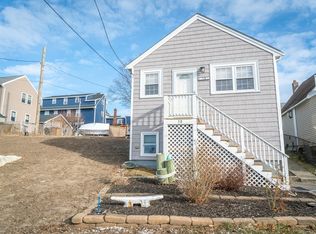 38 Parkhurst St, Quincy, MA 02169