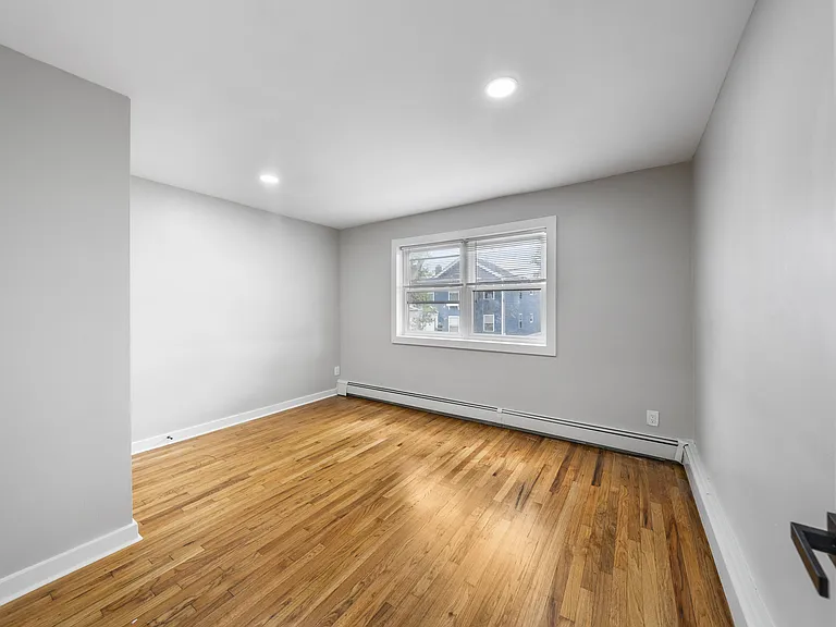 22 Howard St #4 — Photo 9