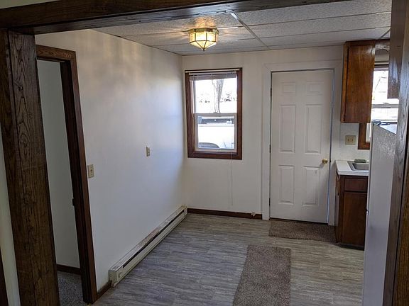 4th image of 316 W Orchard Ave #2
